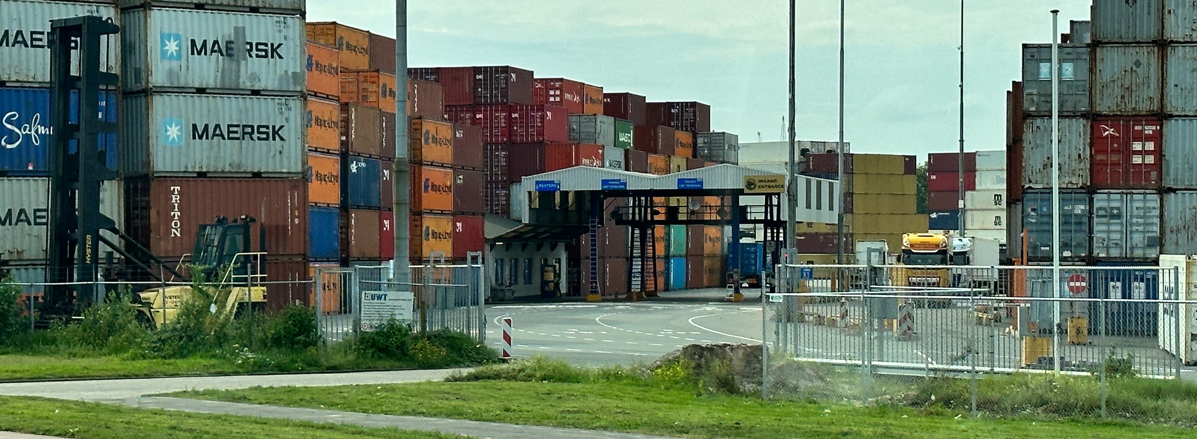 UWT Depot Waalhaven (WHT)
